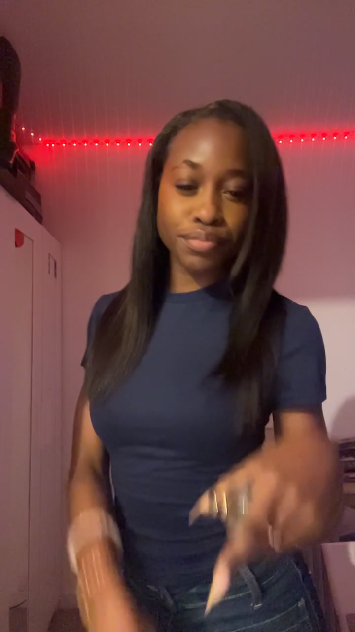 @n.lla🤎🧸