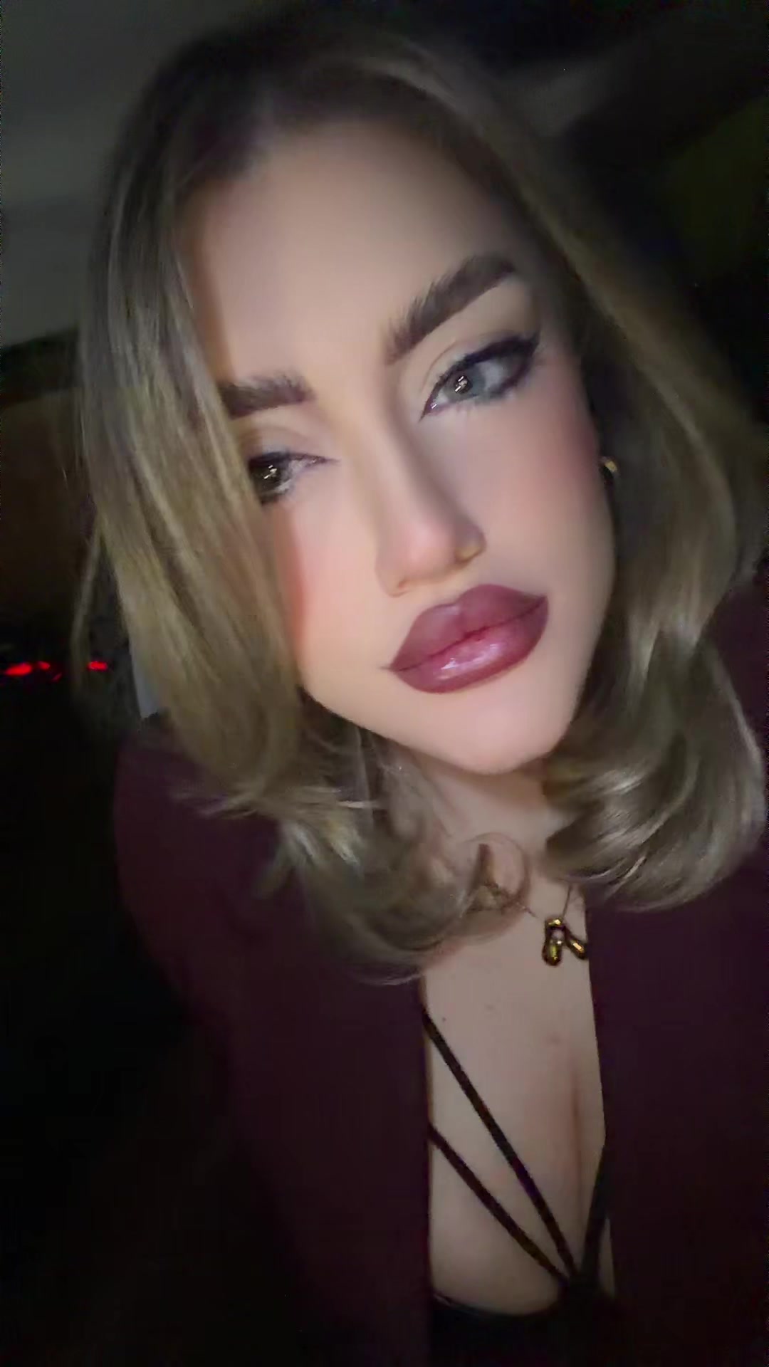 @_adelfinadiana_mua