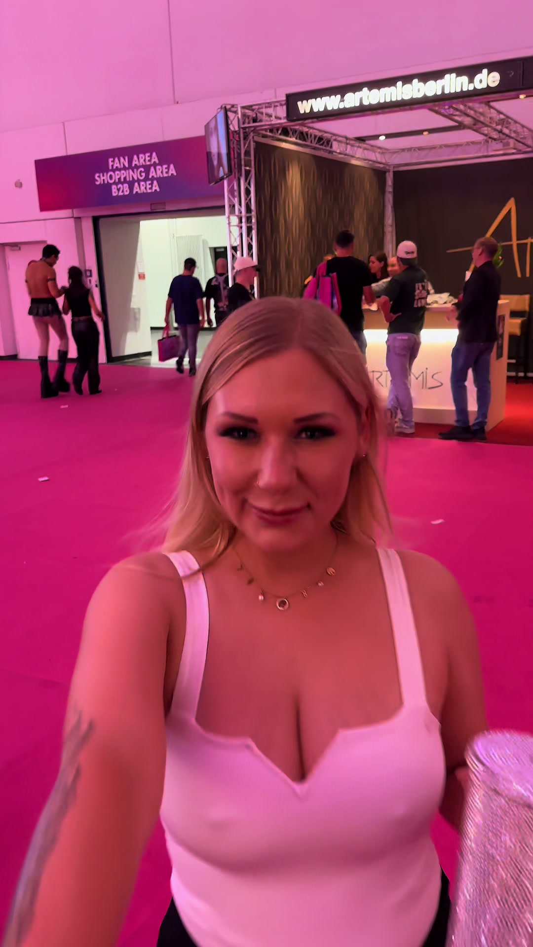 @Lena Nitro