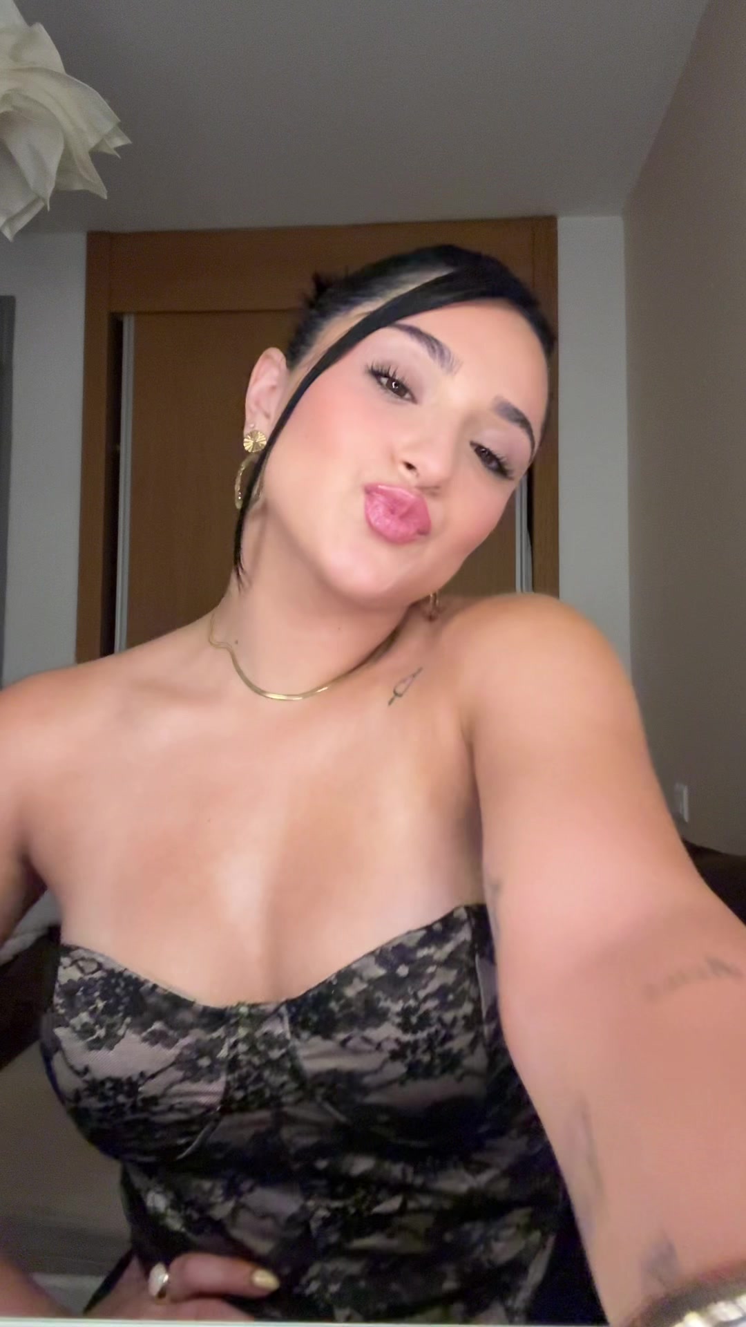 @𝒚𝒐𝒍𝒊 𝒔𝒂𝒏𝒄𝒉𝒆𝒛