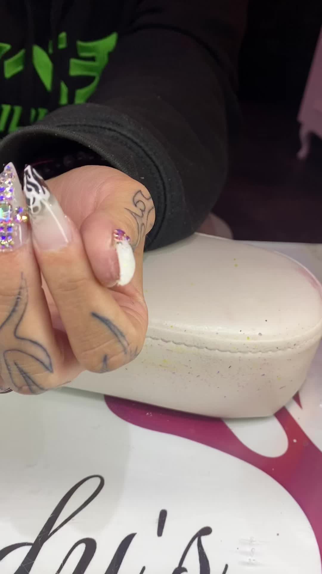 @Andy&rsquo;s nails uk