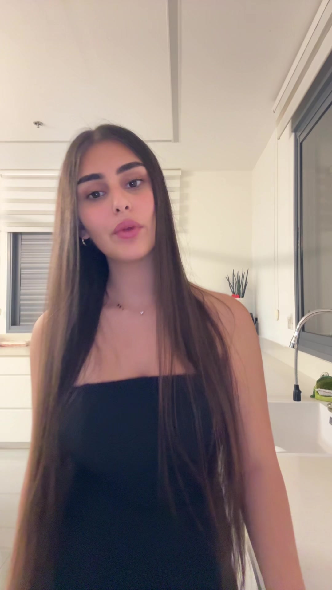 @AVIV