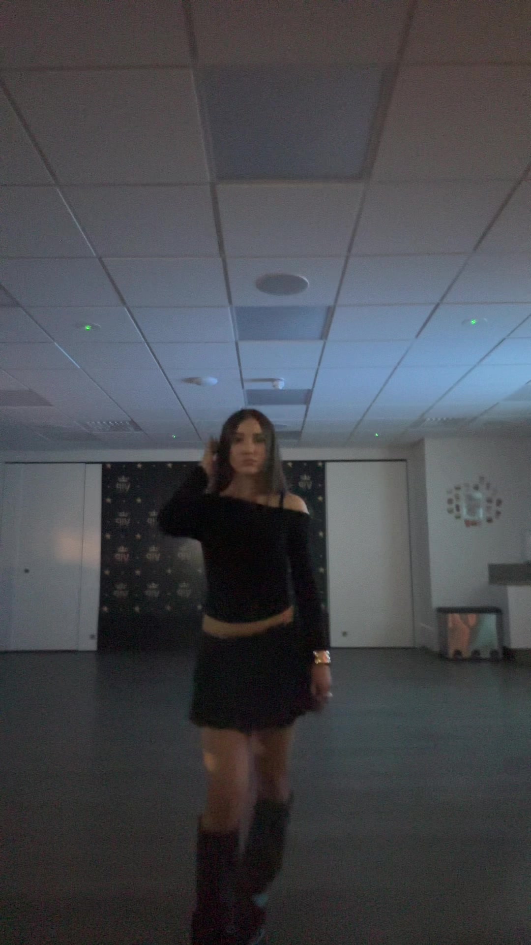 @Zuzaꨄ