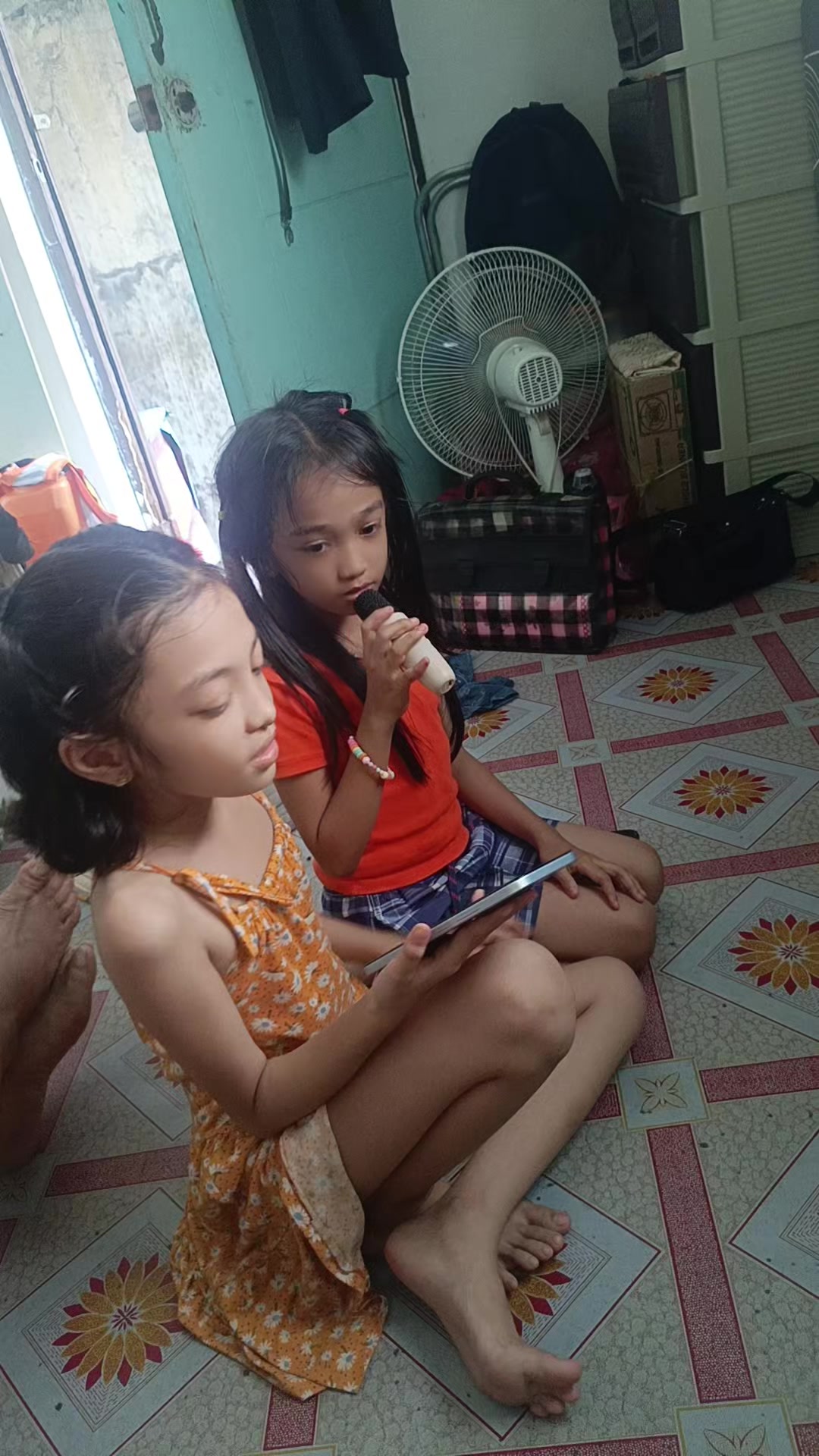 @Raslly@christine with tita cel