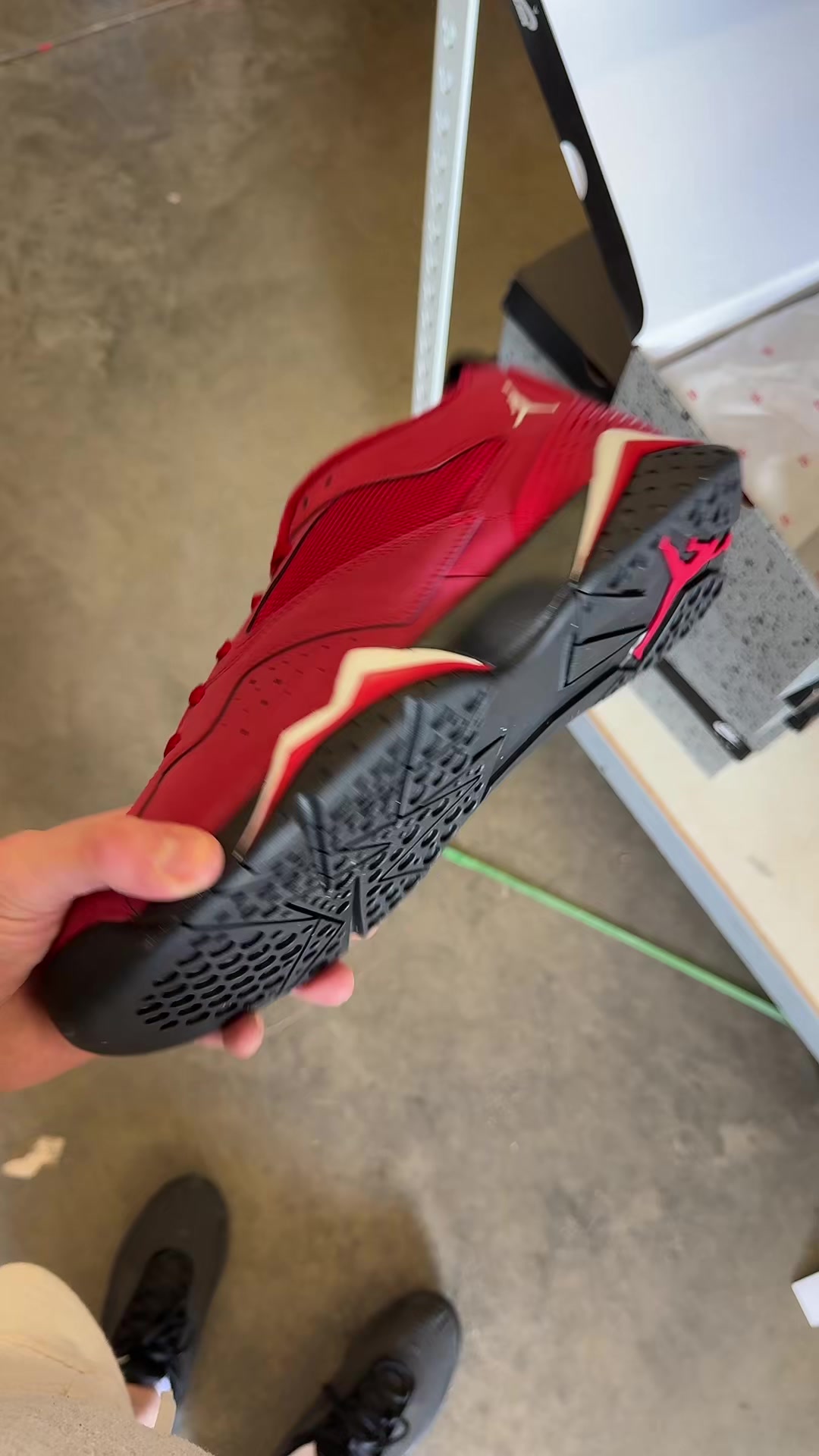 @VERIFIED SNEAKER DEALS