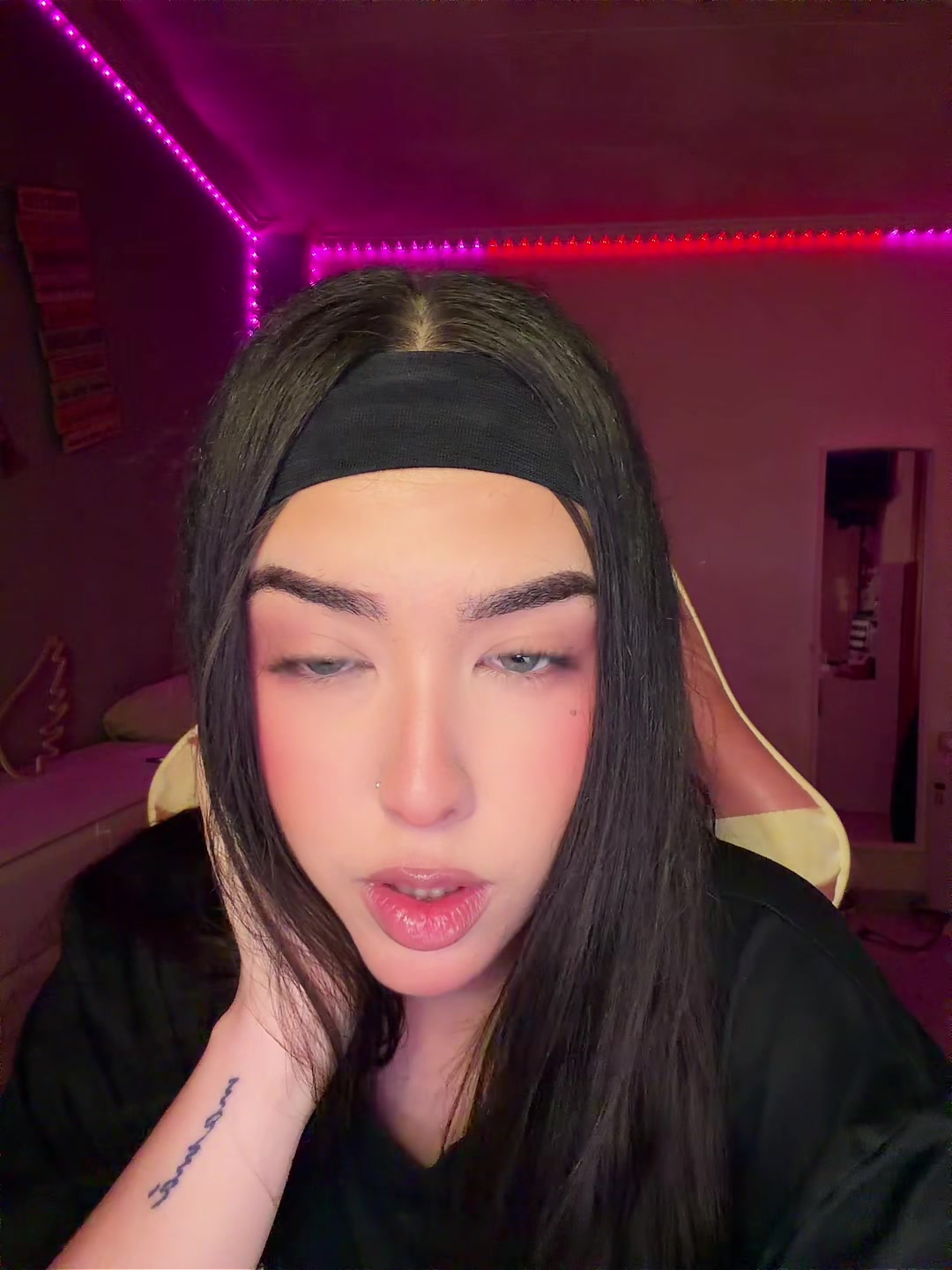 @𝒮𝐻𝐸𝐼𝐿𝒜🤍✨ᴵ⚡︎