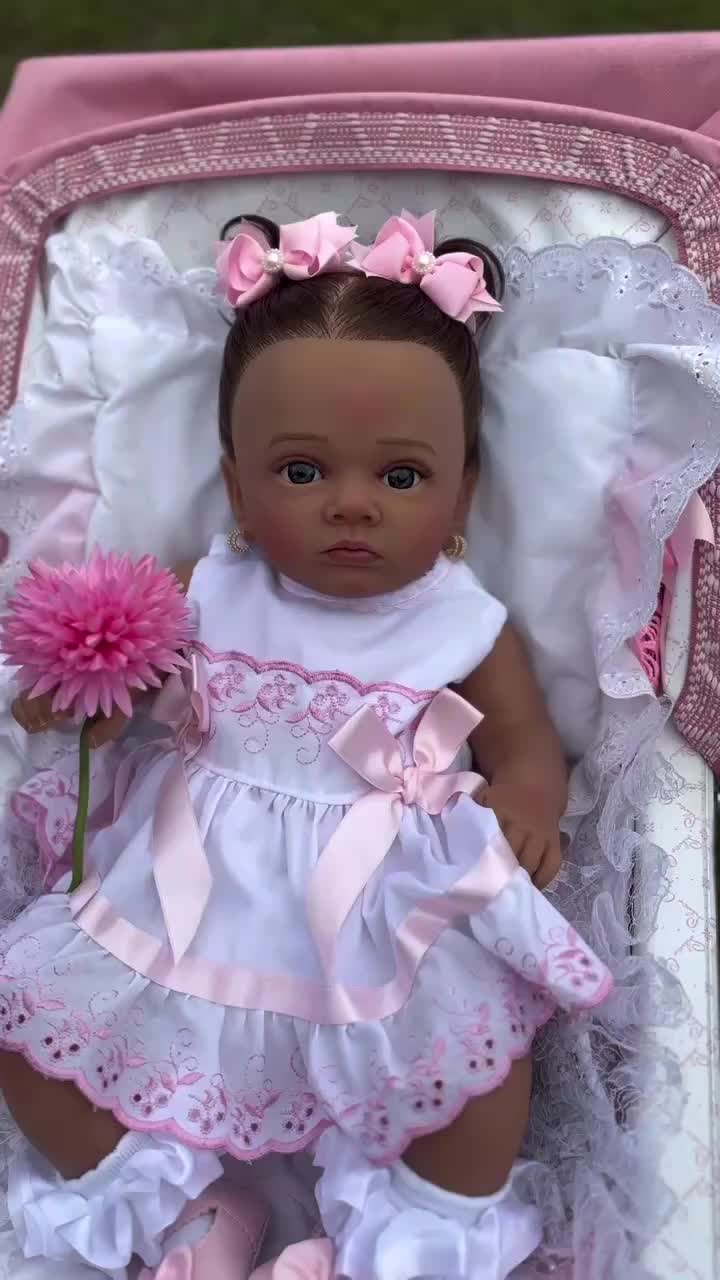 @DollyDolls