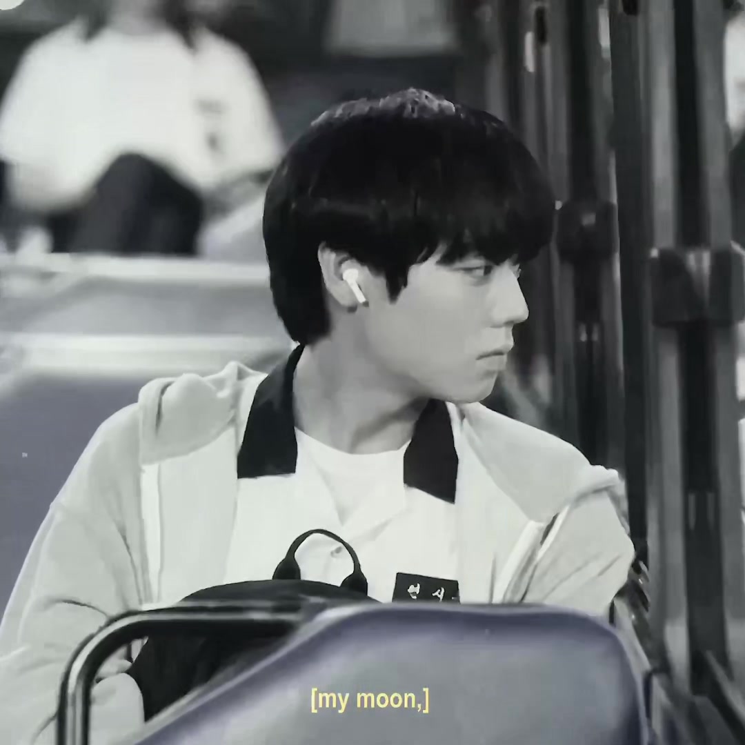 @𑣲𝙡𝙞𝙫𝙫