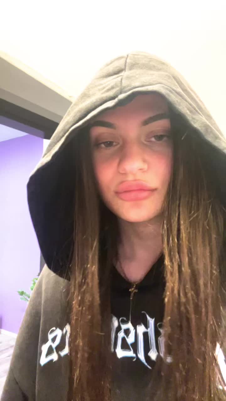 @Donika Purrini