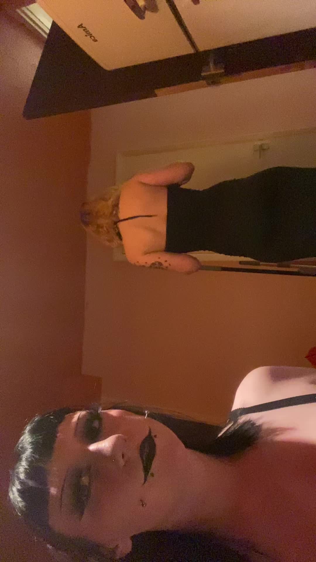 @<3