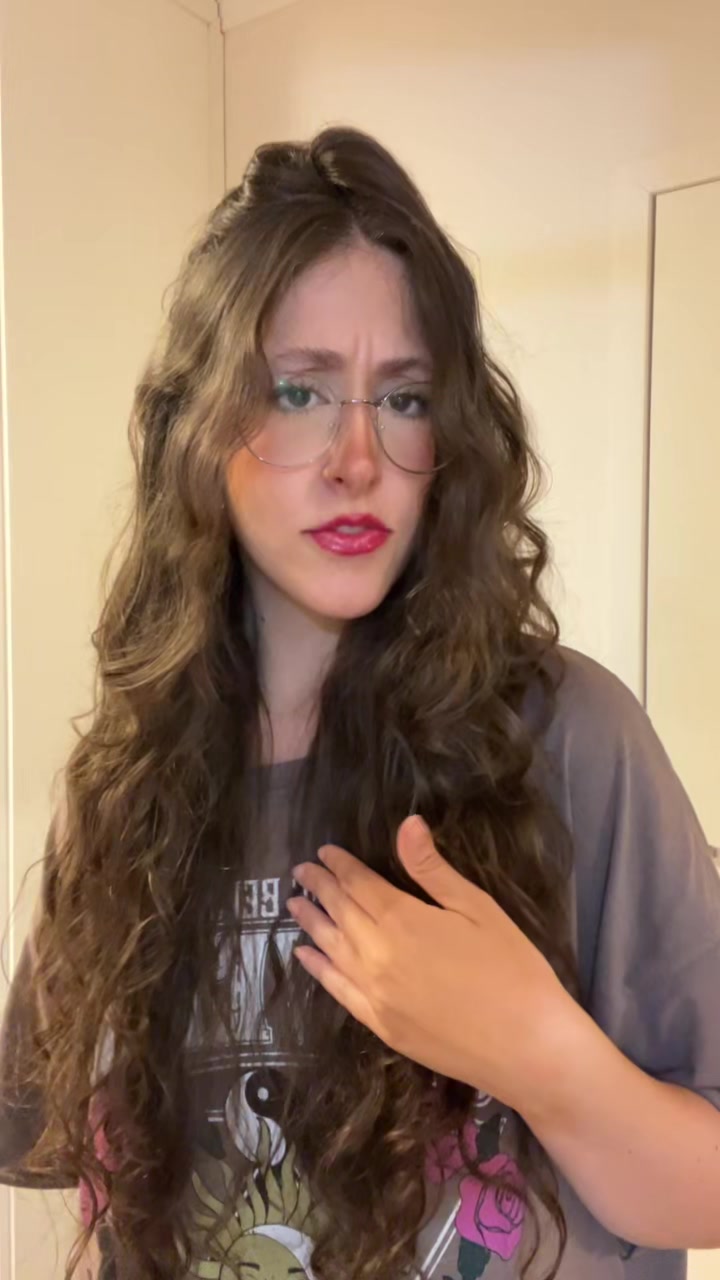 @Julia Mello