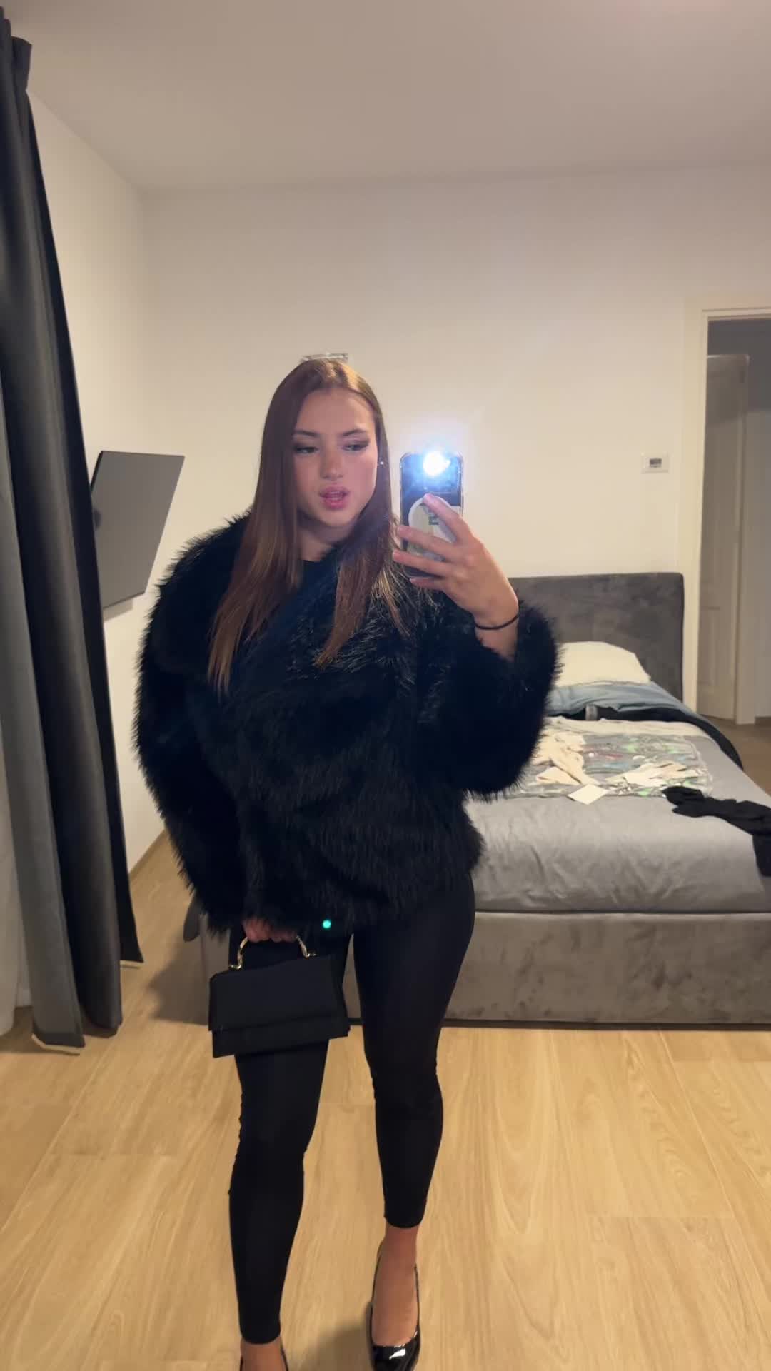 @𝓂𝒶𝓇𝓉𝒾𝓃𝒶🇷🇴