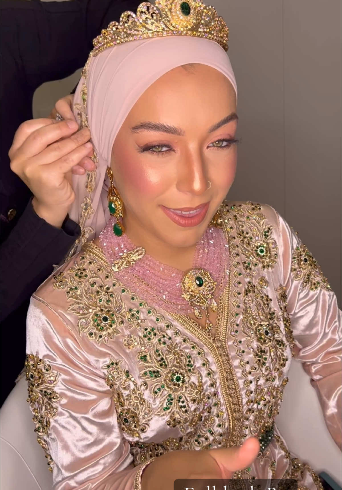 @Moderna Caftan