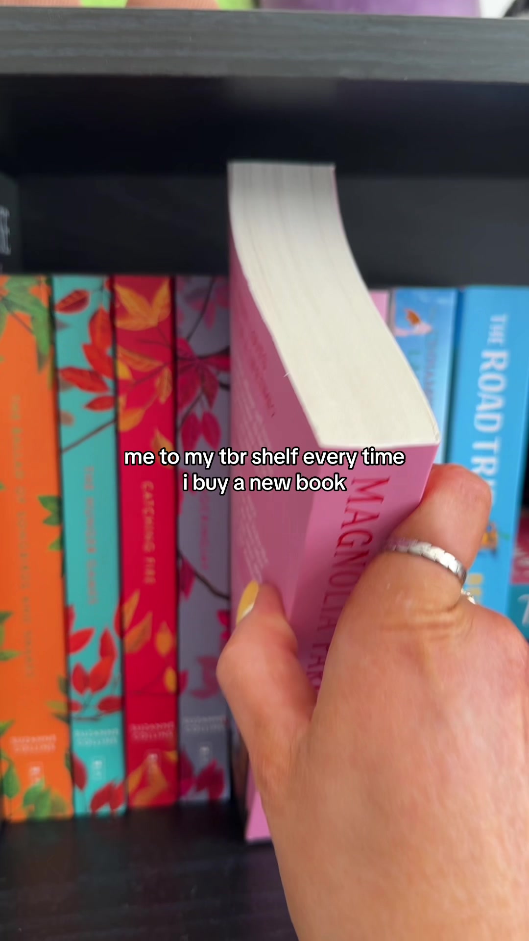 @what.rose.is.reading