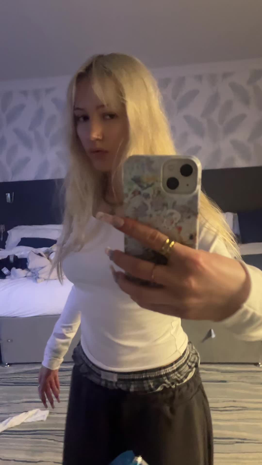 @roooogile
