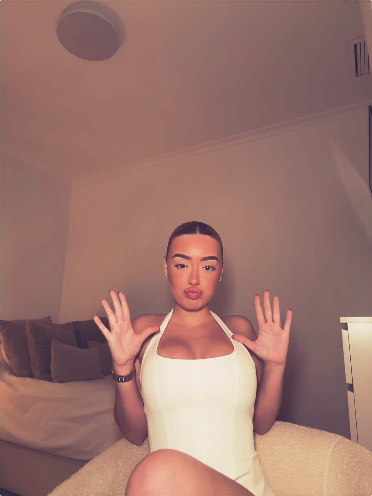 @Carolmtnz_