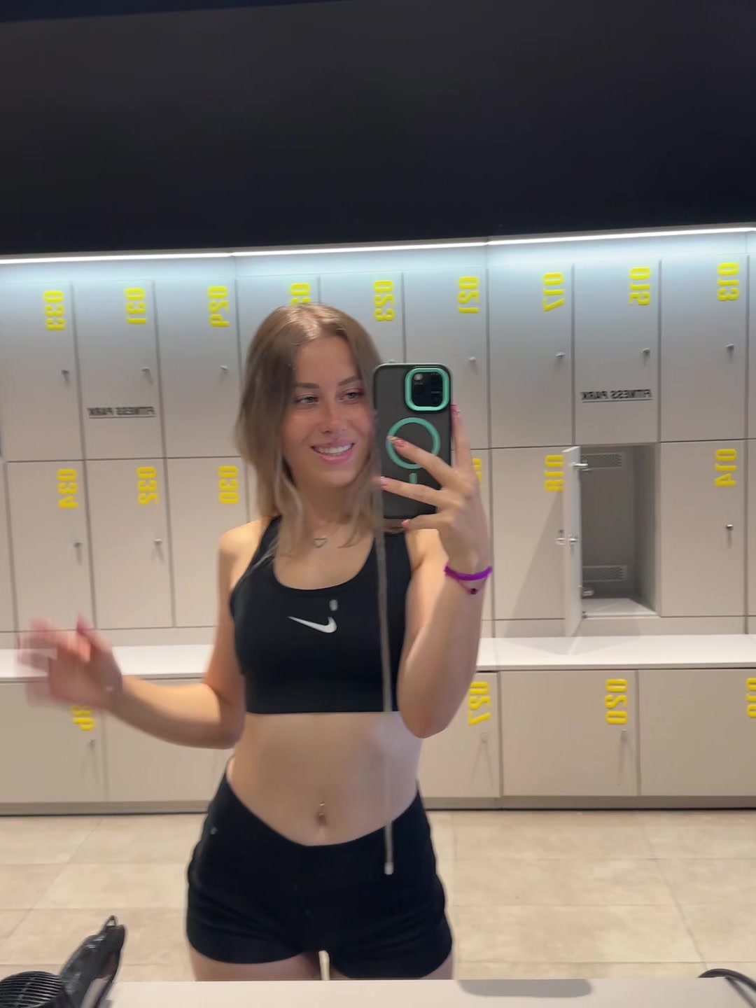 @๐.๐.