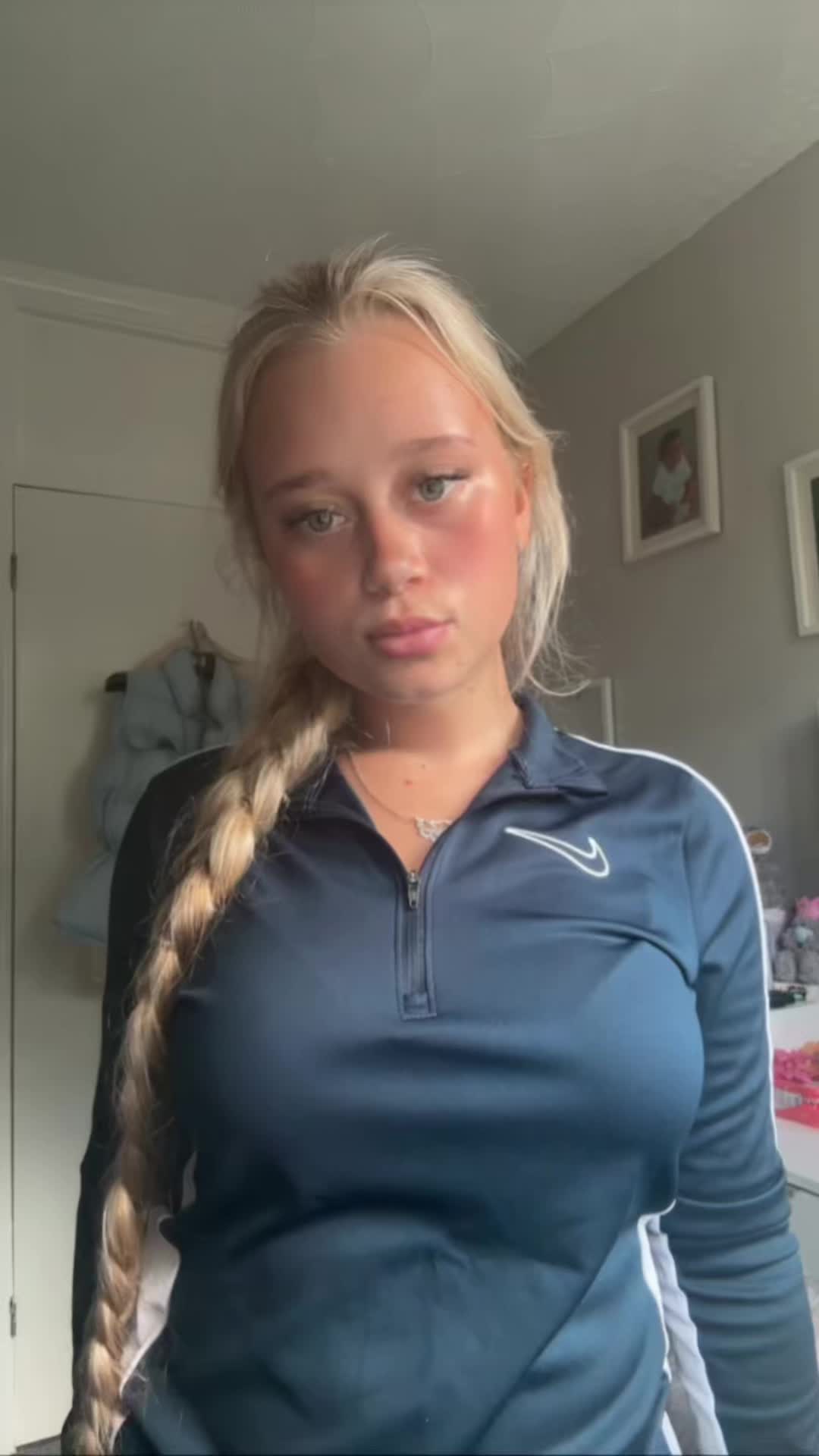 @❦ℬ𝓇ℴℴ𝓀ℯ❦