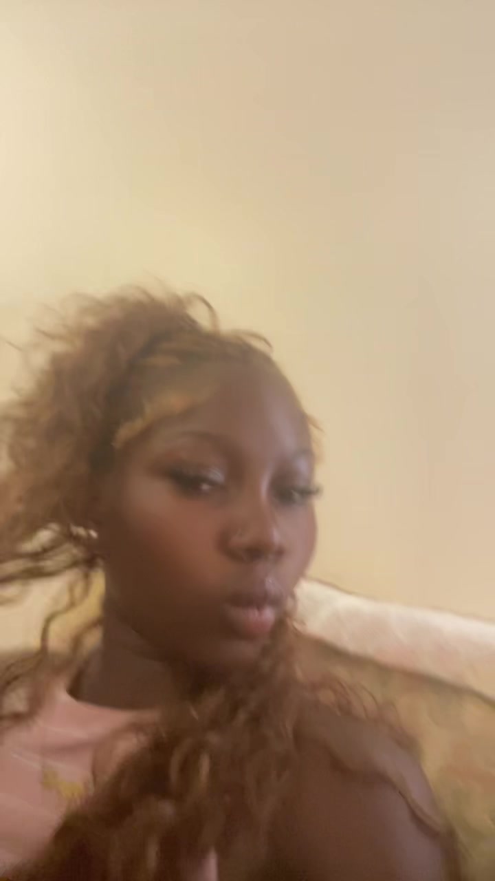 @Ayo💋