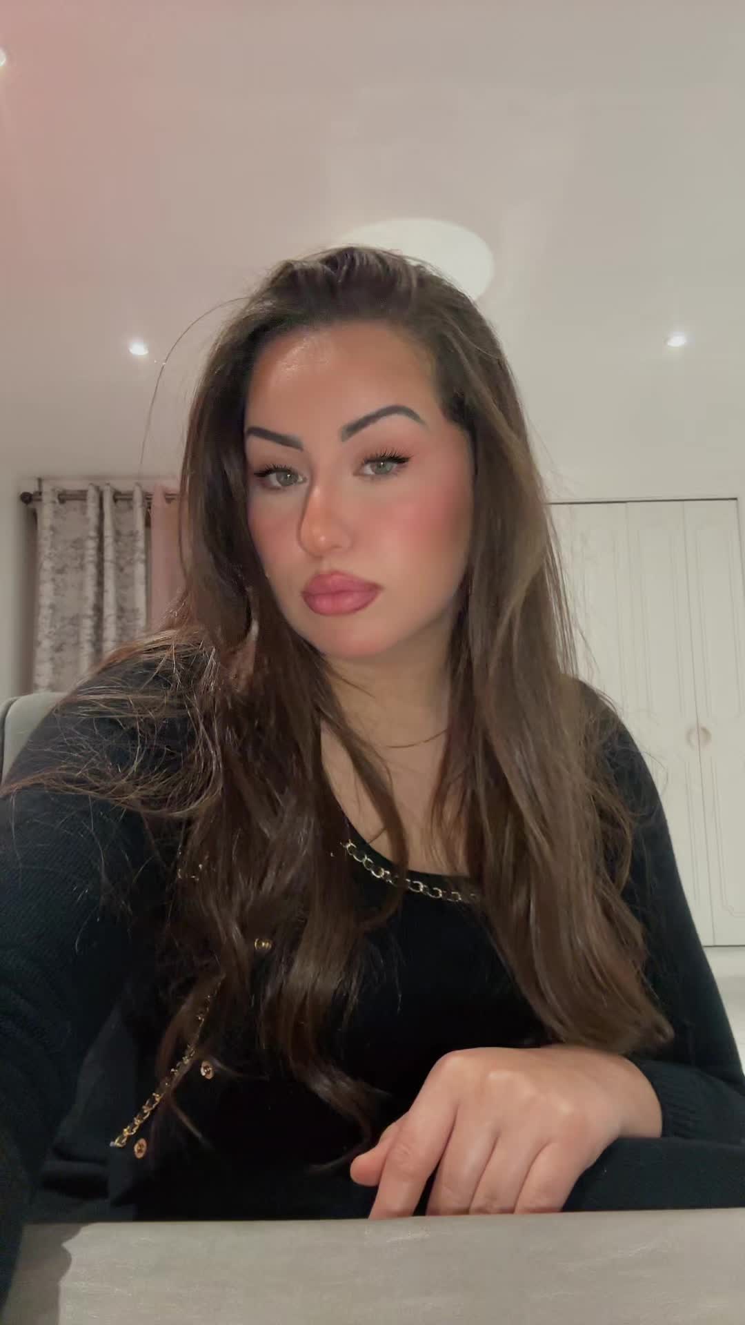 @Karimaberry2