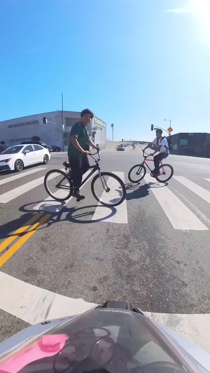 @Yannis.biker