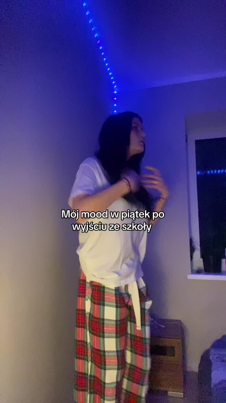 @𝓝𝓲𝓬𝓸𝓵𝓮