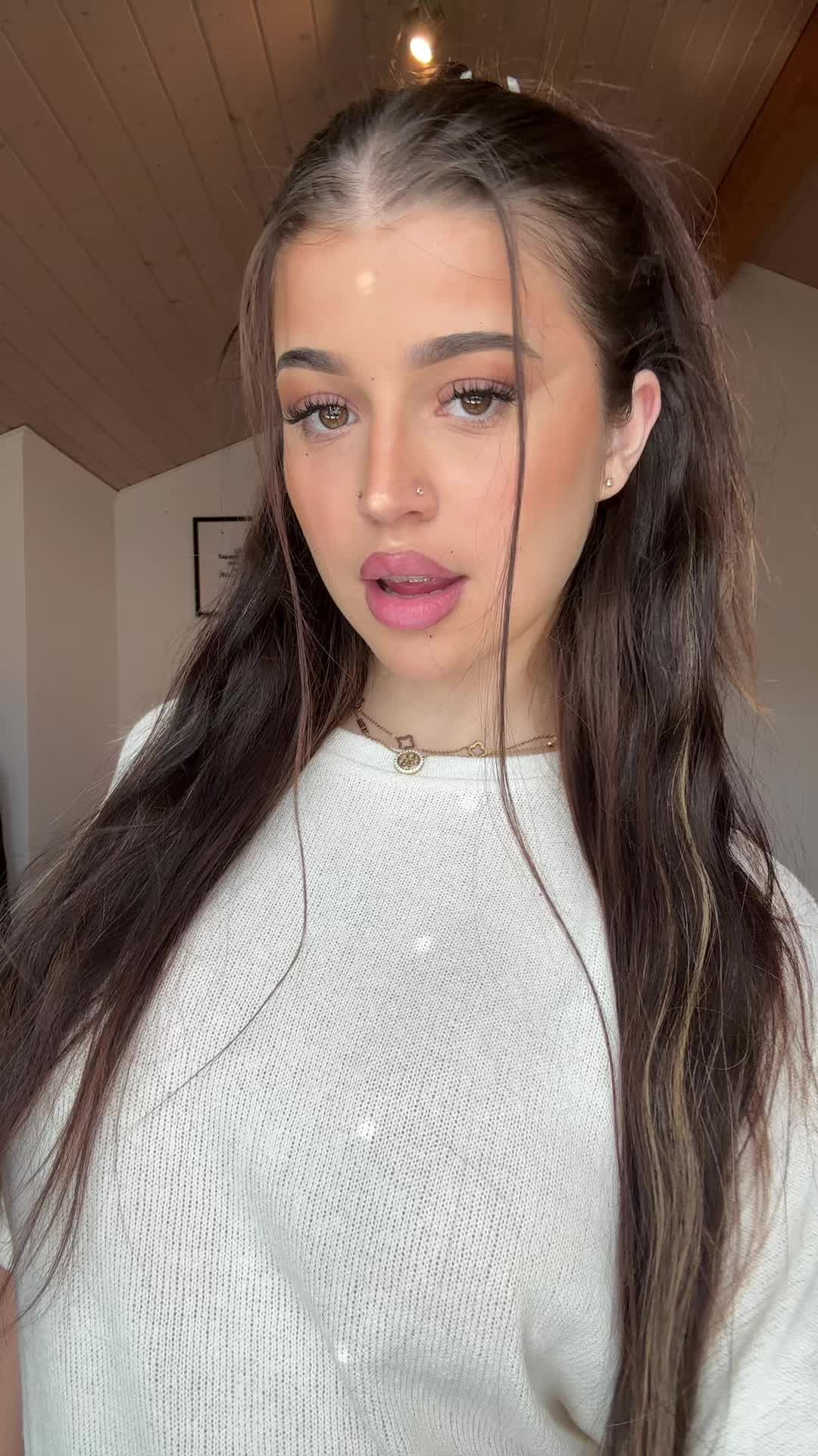 @LUVLAURI 🦋