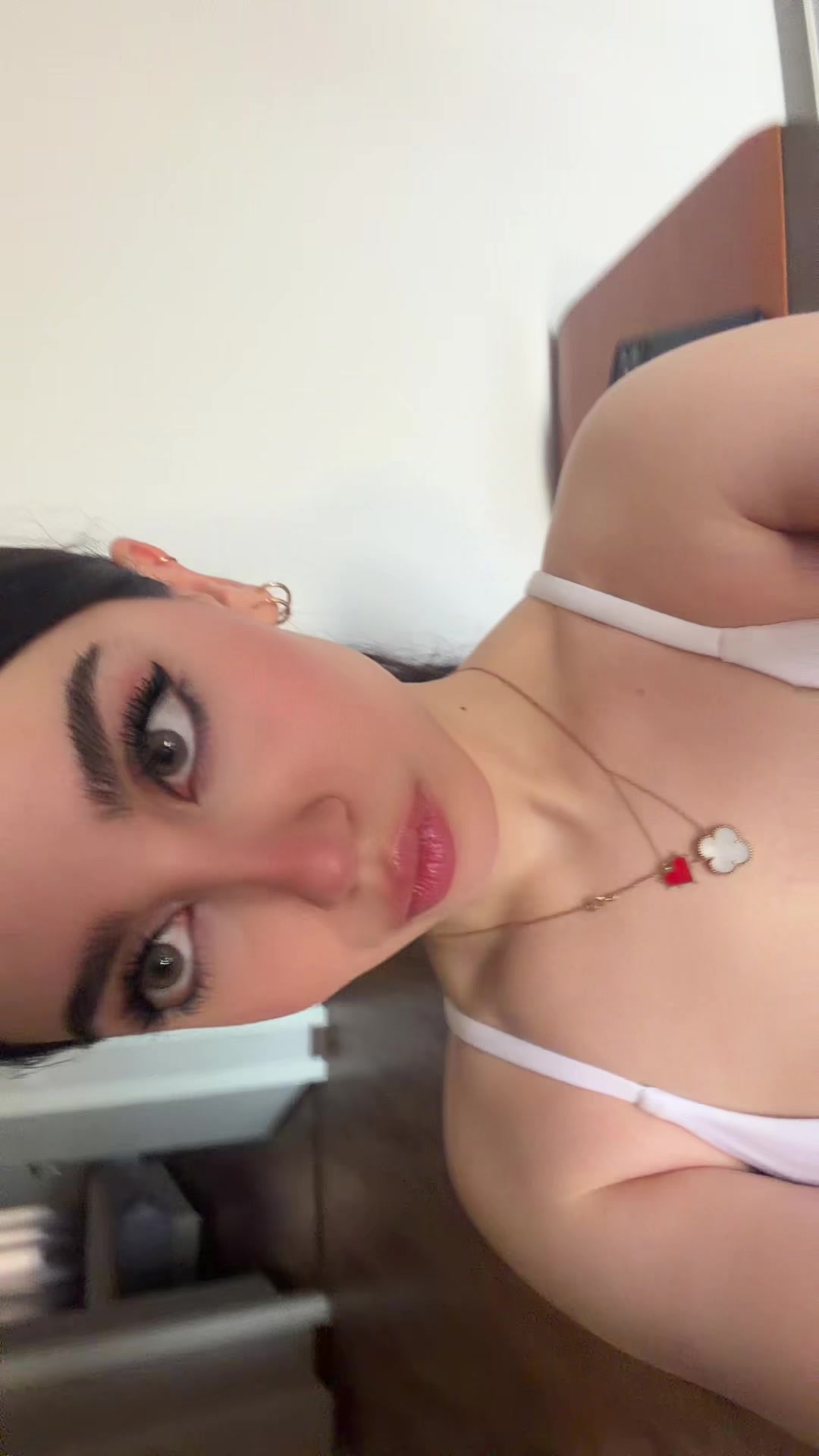 @liana