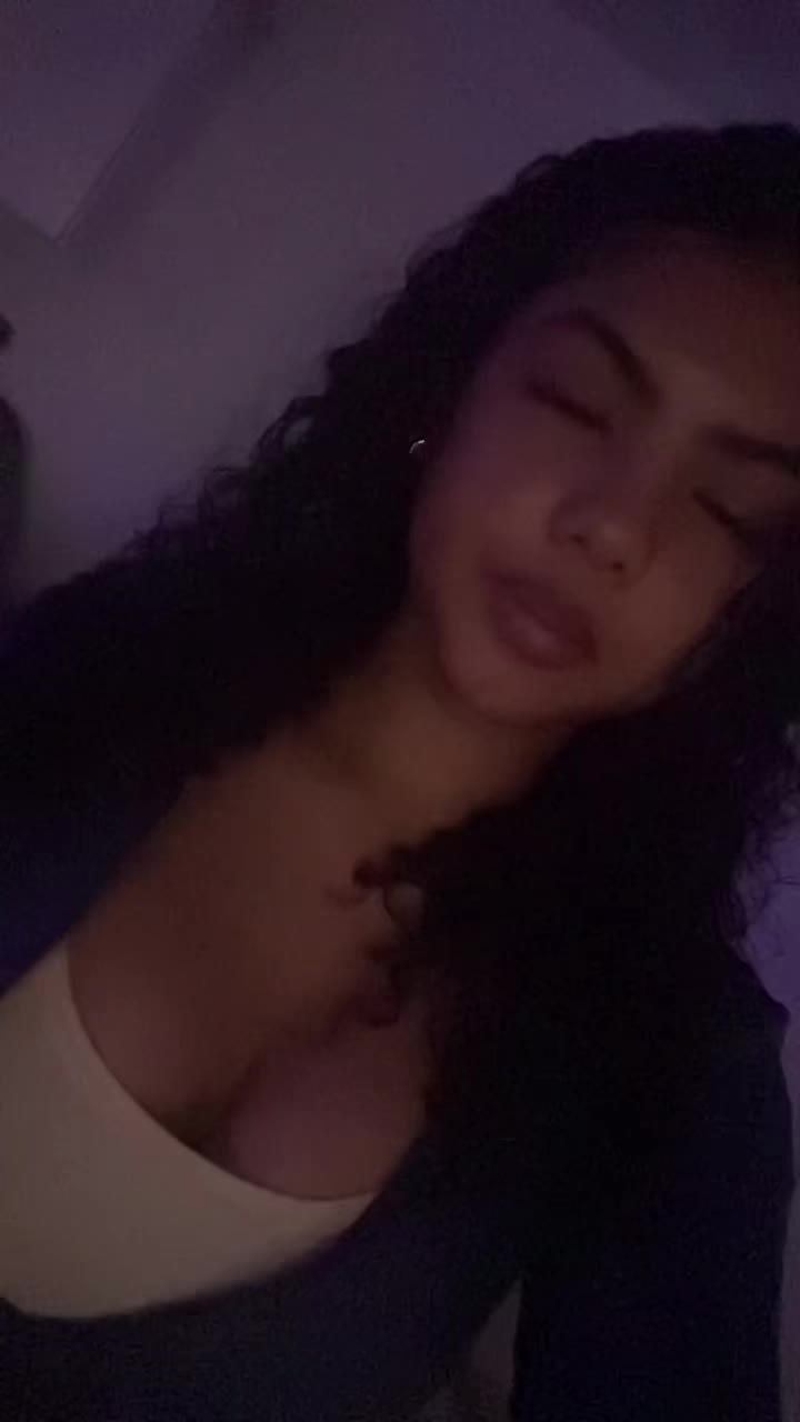 @_lxllyyy_🧟&zwj;♀️