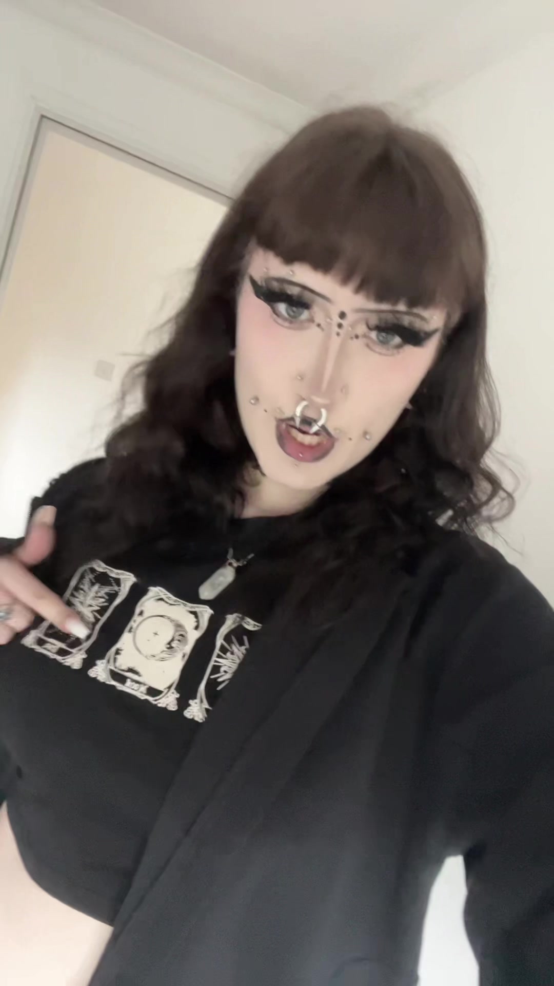 @🧿
