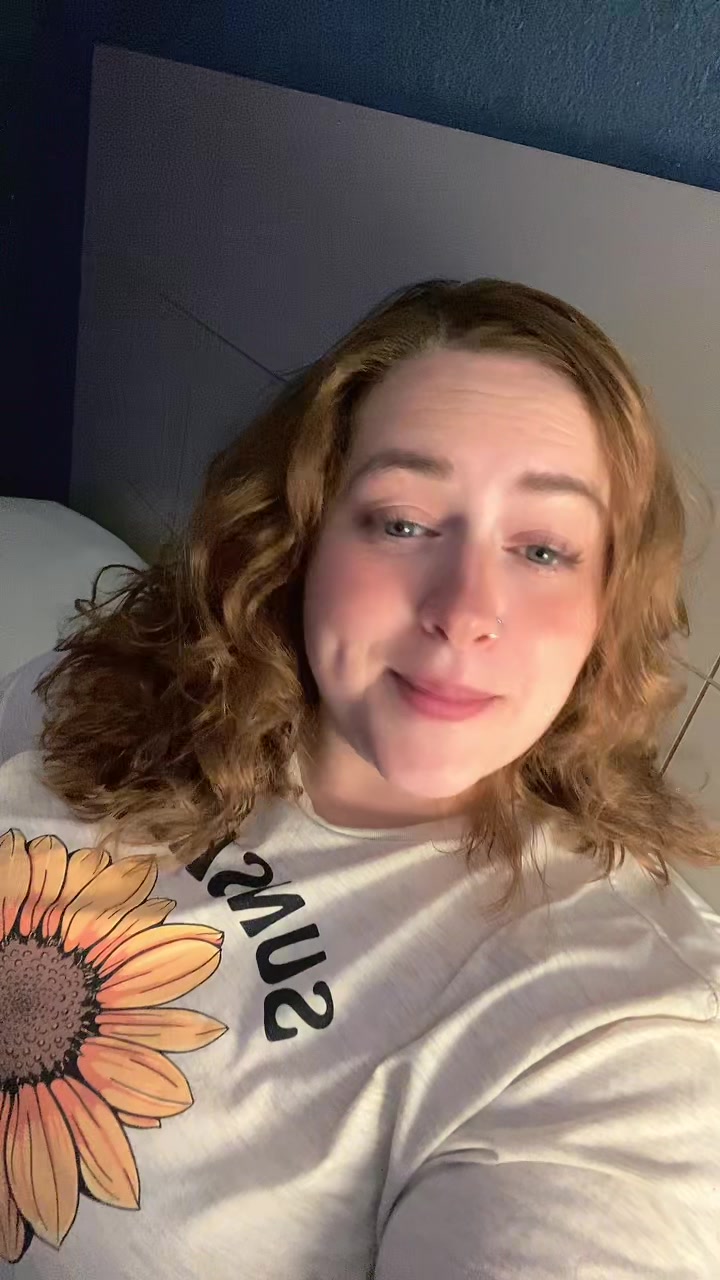 @Queen_Baddie🌈🌈😈😈