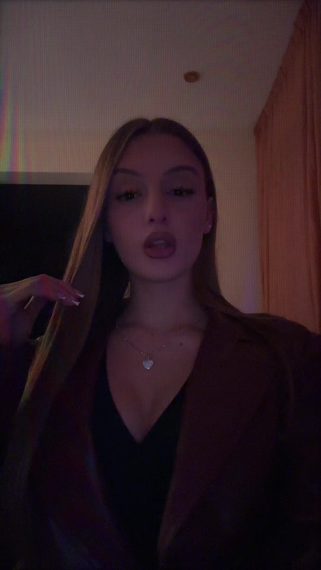 @_EM_
