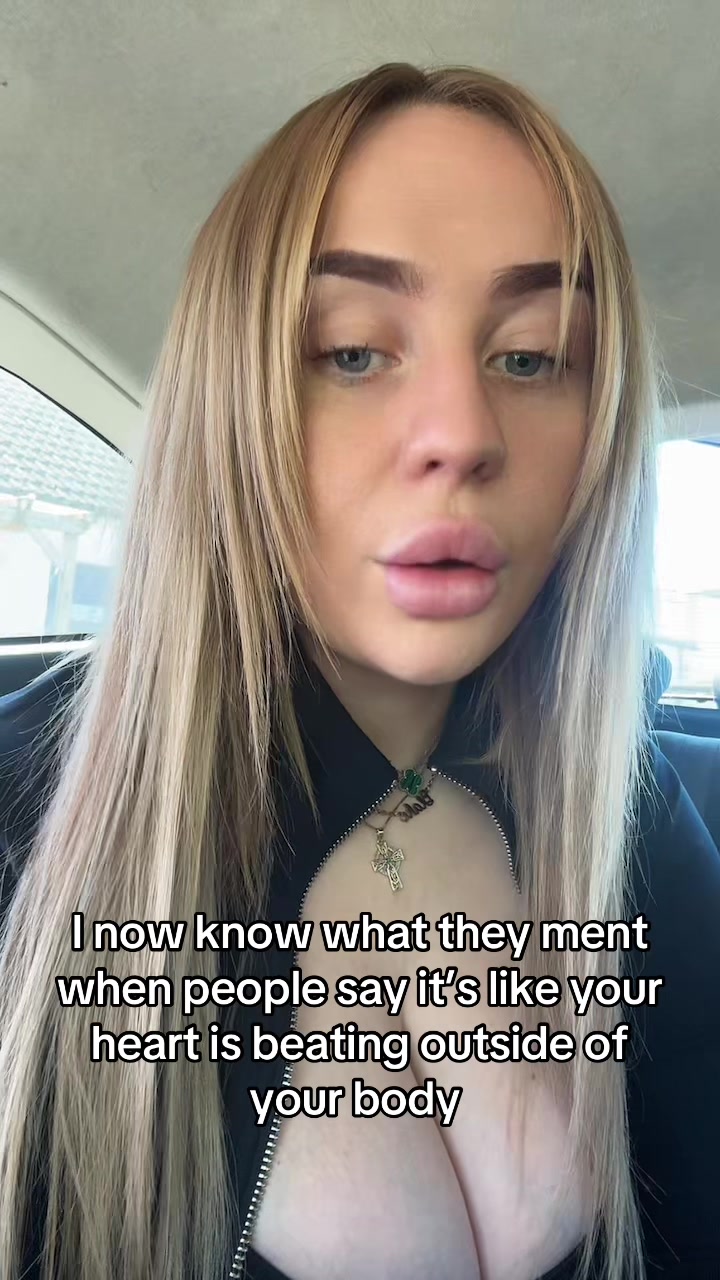 @_mollyoshea_