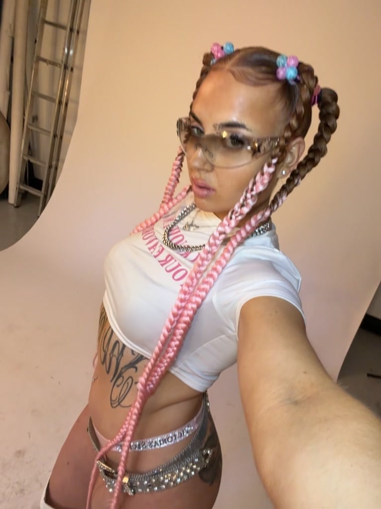 @$nackk