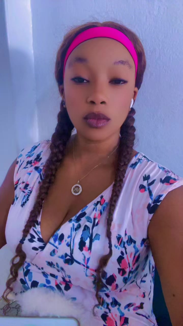 @BARBIE ZUZU REBELLE