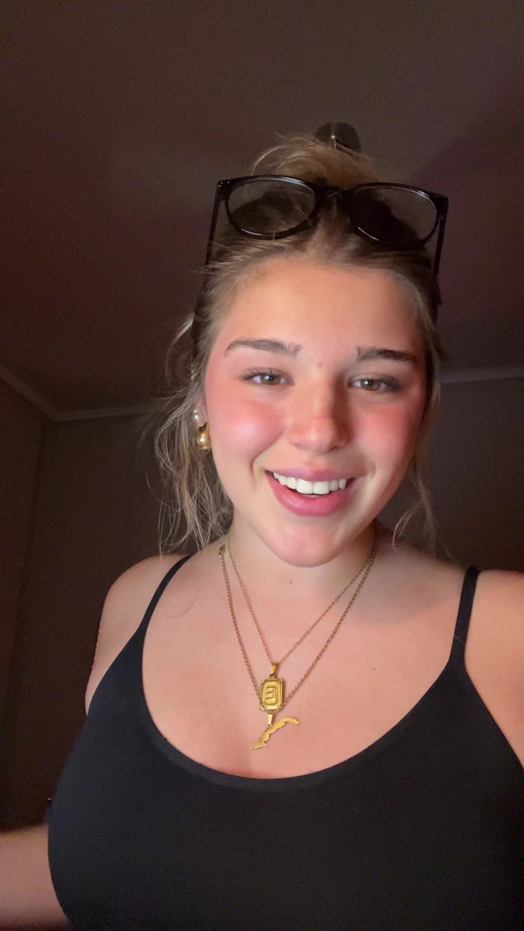 @𝐄𝐬𝐭𝐞𝐟𝐚𝐧𝐢𝐚