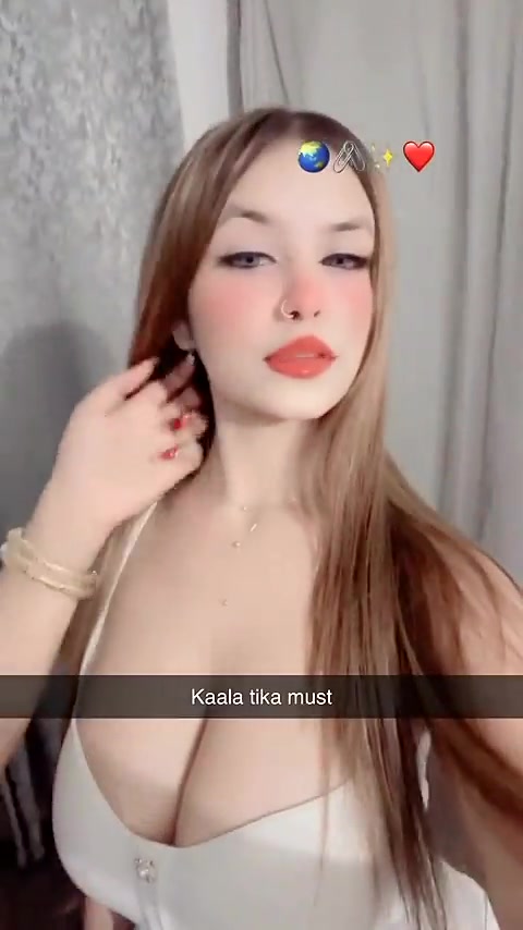 @Shanaya 🦋