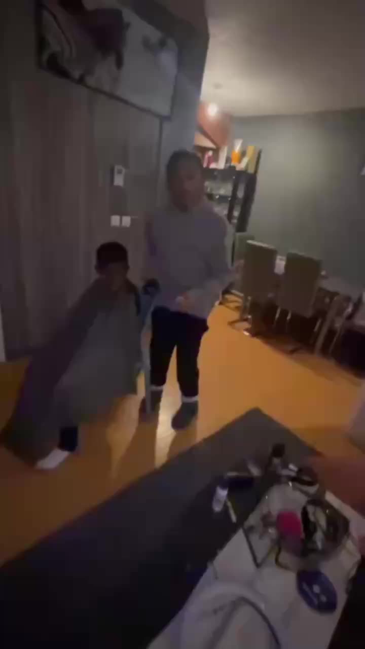 @𝑳𝑬𝑺𝑲𝑶 𝑽