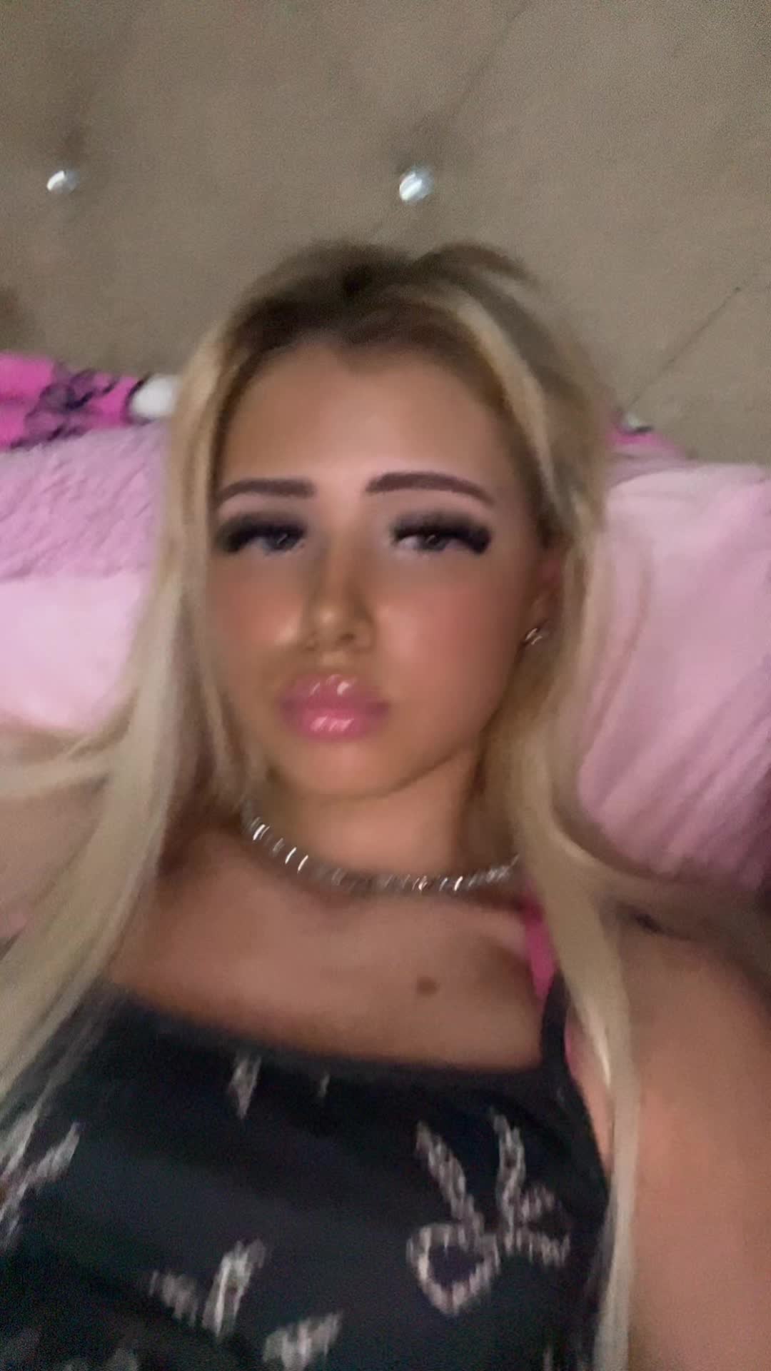 @mileymaii