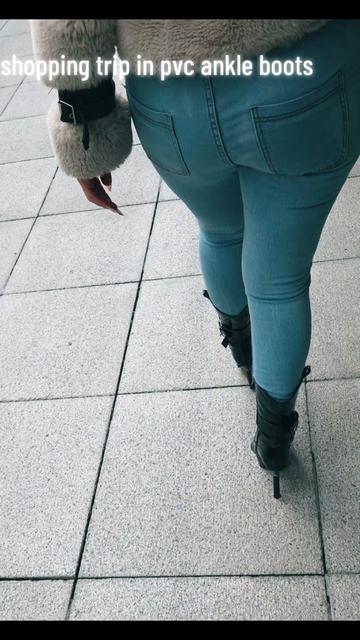 @lolamodel33