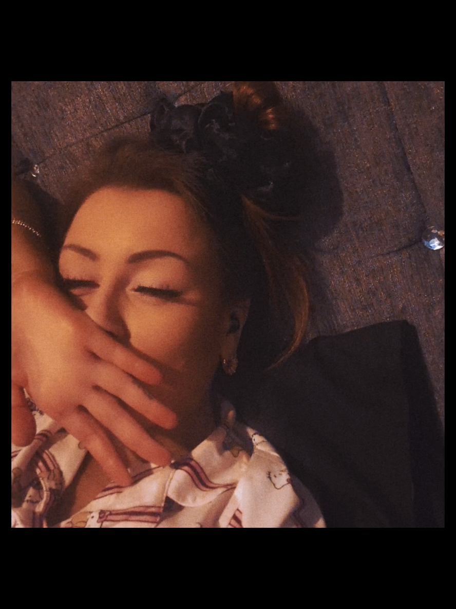 @Nicole Louise Clairvoyant ♡