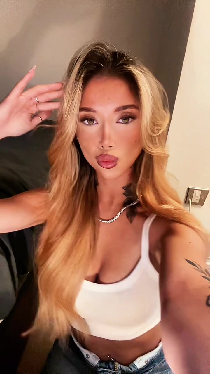 @courtneymaddenx