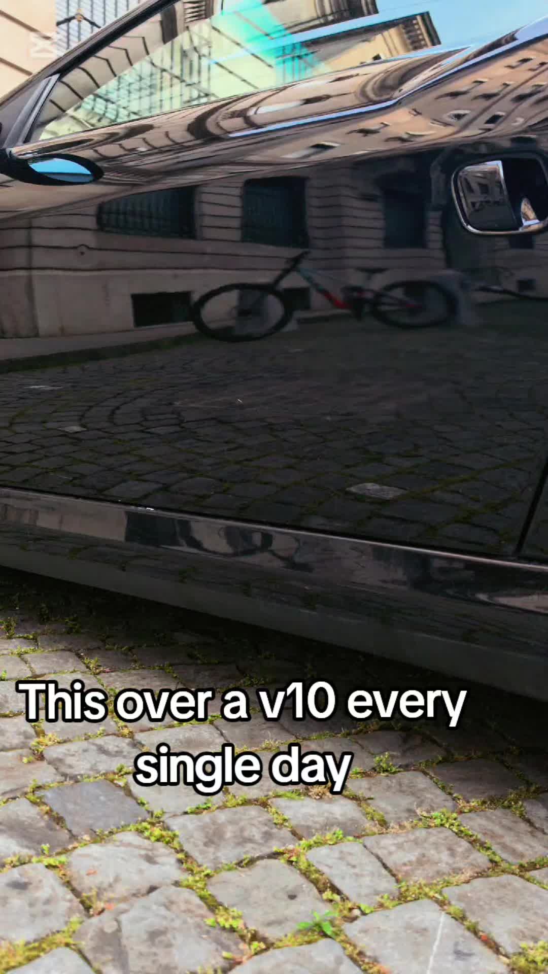 @E.🎭