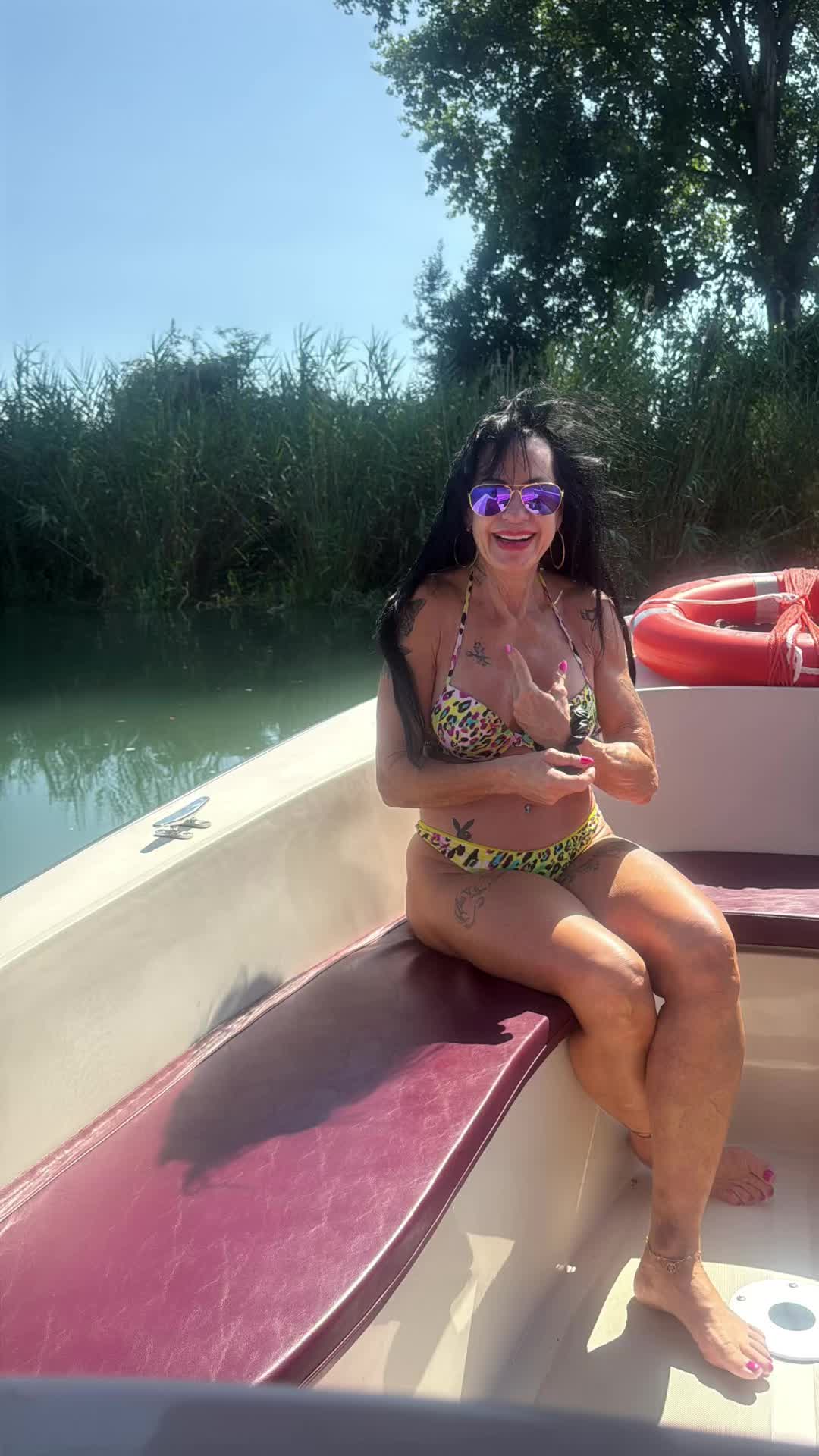 @CorneliaM