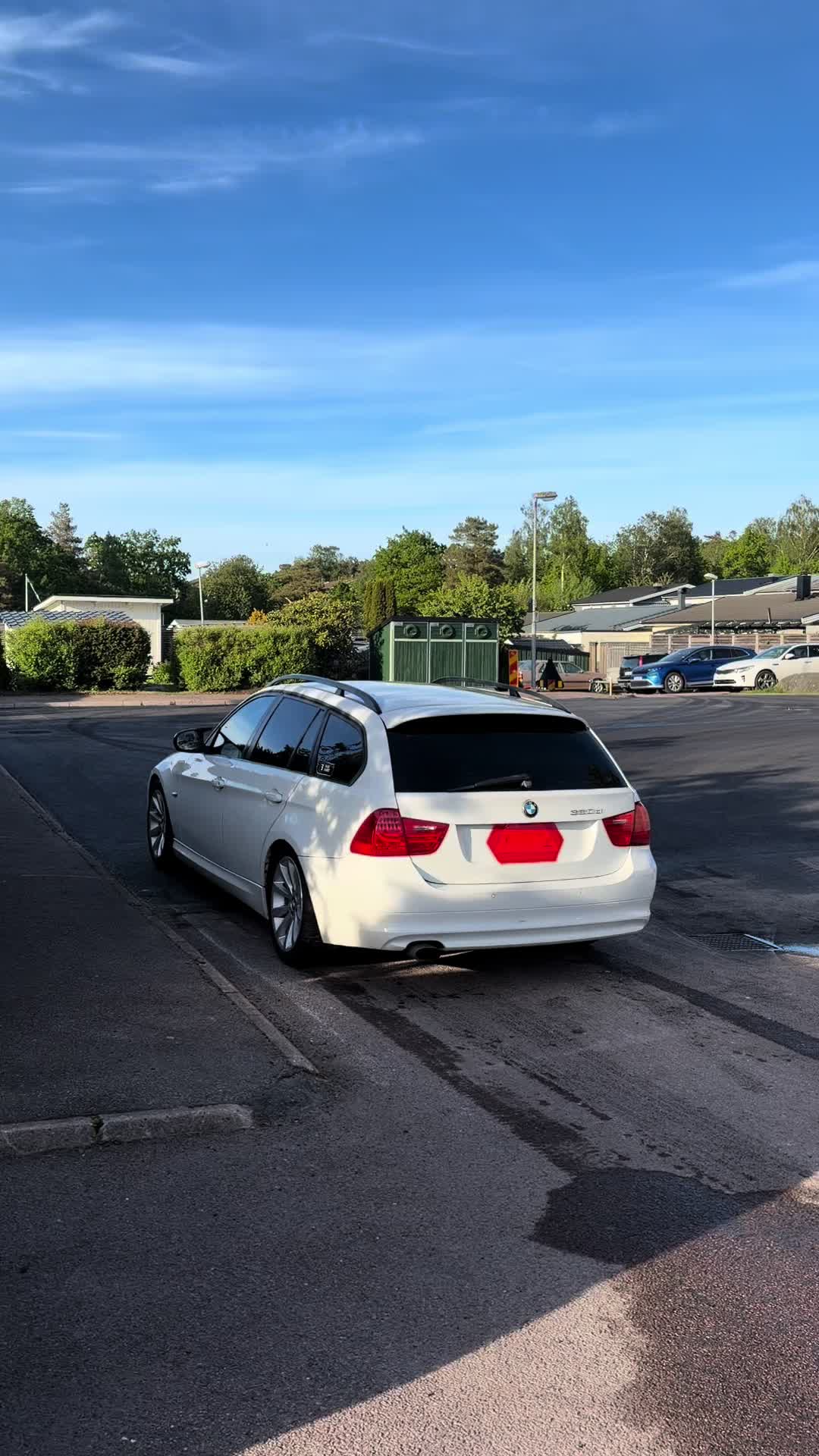 @𝓔𝓶𝓲𝓵𝓲𝓸🇽🇰🚗