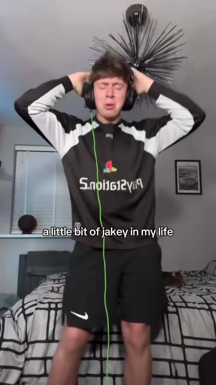 @Demi Kola