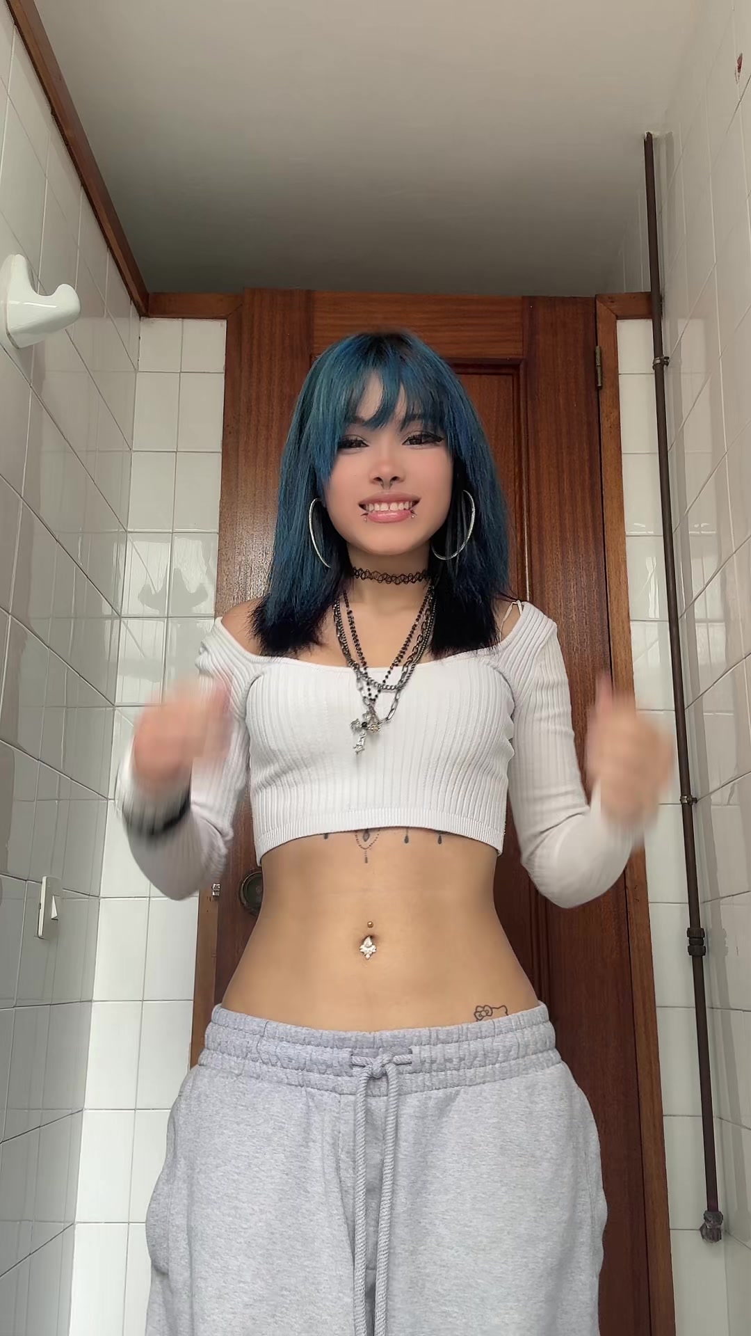 @♱ 𝕸𝖗𝖘. 𝕭𝖔𝖒𝖇𝖆𝖘𝖙𝖎𝖈 ♱