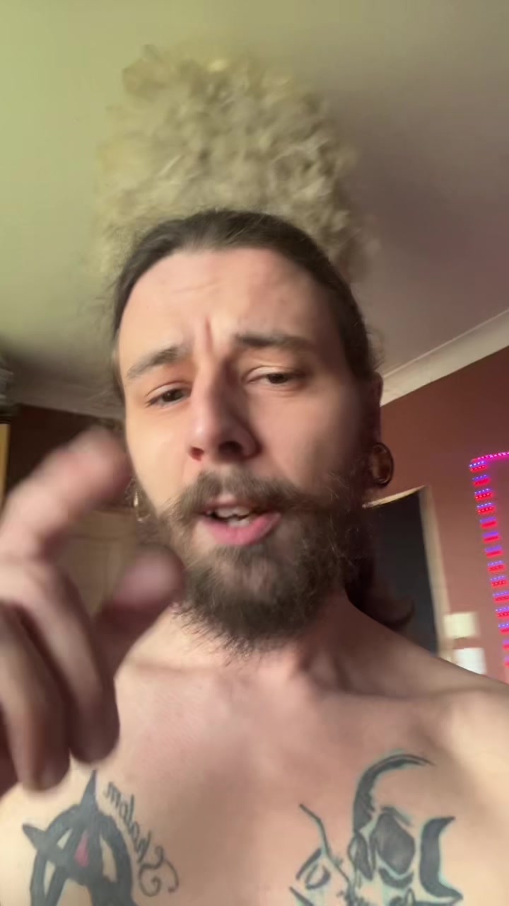 @MrMallenby
