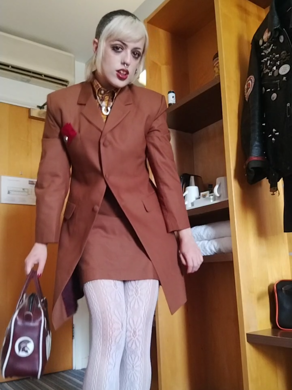@Dolly🕸️