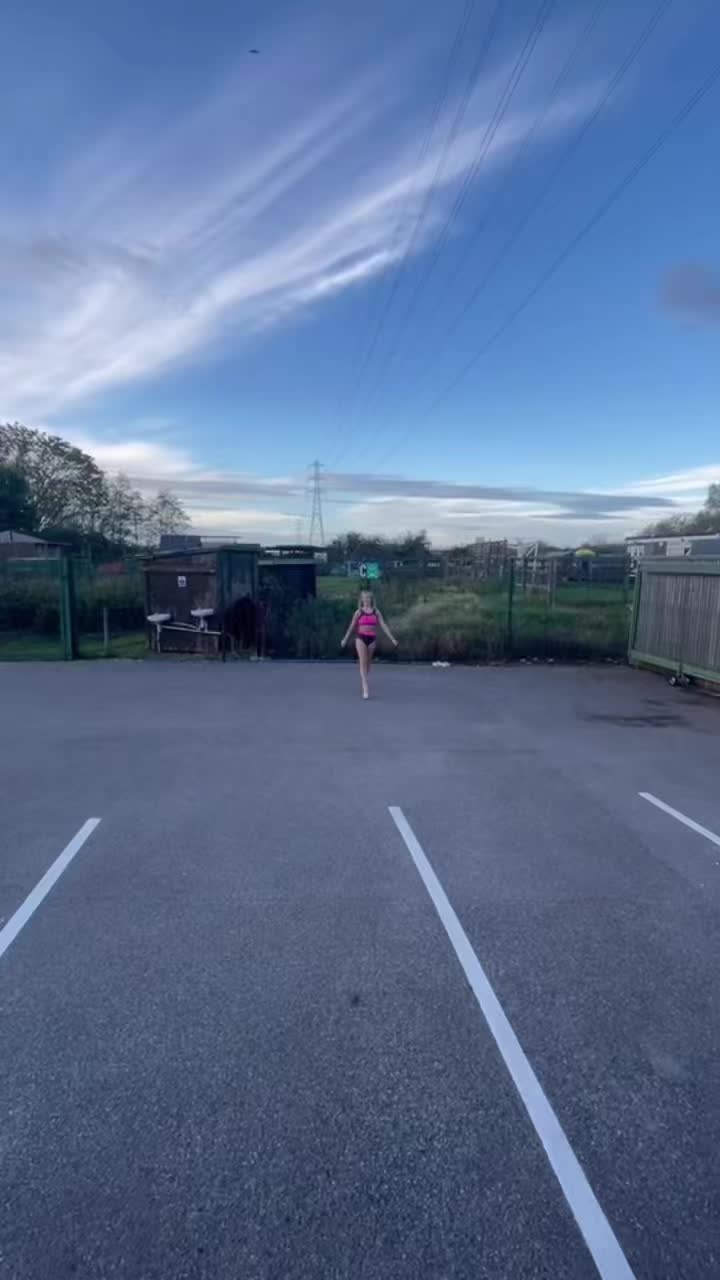 @Mais.Carey.xx